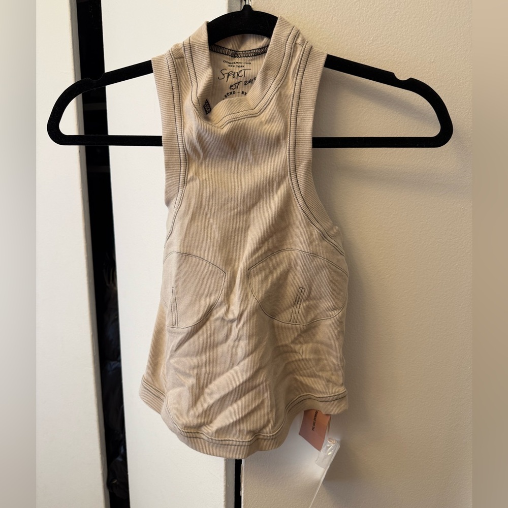 NWT Orseund Iris RACERBACK SPORT TANK OFF-WHITE - Picture 4 of 9